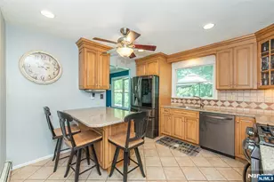 4 Hover Dr, Mount Arlington, NJ 07856 - Photo 7