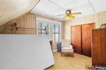 112 Page Avenue, Lyndhurst Township, NJ 07071 - Photo 11