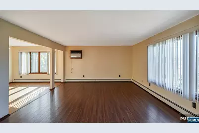 77 Highland Place Floor 2 #Floor 2, Ridgefield Park, NJ 07660 - Photo 9