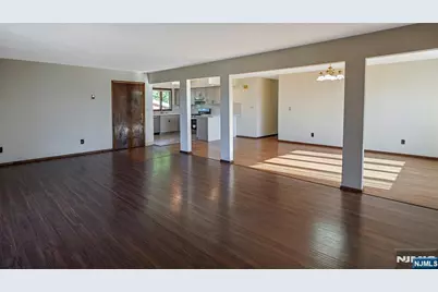 77 Highland Place Floor 2 #Floor 2, Ridgefield Park, NJ 07660 - Photo 5