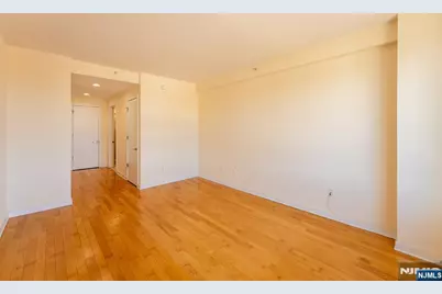 600 12th Street 609 #609, Palisades Park, NJ 07650 - Photo 7