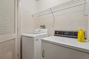 2710 Hemingway Ln, Mahwah, NJ 07430 - Photo 15