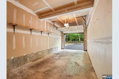 2710 Hemingway Lane, Mahwah, NJ 07430 - Photo 17