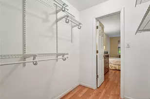 2710 Hemingway Ln, Mahwah, NJ 07430 - Photo 11