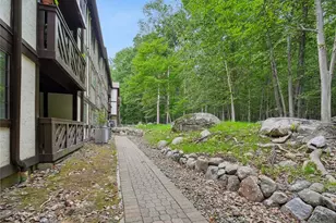 2710 Hemingway Ln, Mahwah, NJ 07430 - Photo 21