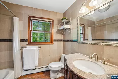 42 Collins Avenue, Ramsey, NJ 07446 - Photo 27