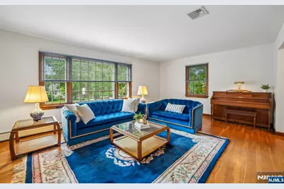 42 Collins Avenue, Ramsey, NJ 07446 - Photo 5