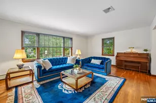 42 Collins Ave, Ramsey, NJ 07446 - Photo 5