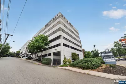 2160 N Central Road 308 #308, Fort Lee, NJ 07024 - Photo 23