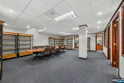 2160 N Central Road 308 #308, Fort Lee, NJ 07024 - Photo 3