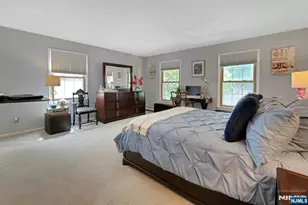 10 Moonshadow Ct, Kinnelon, NJ 07405 - Photo 33