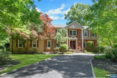 10 Moonshadow Court, Kinnelon, NJ 07405 - Photo 1