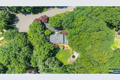 10 Moonshadow Court, Kinnelon, NJ 07405 - Photo 47
