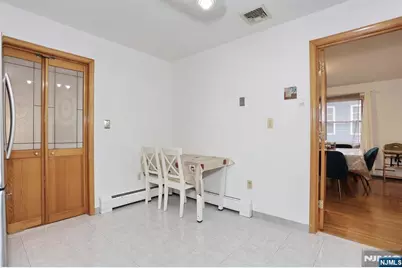 140 Prospect Street, Hasbrouck Heights, NJ 07604 - Photo 11