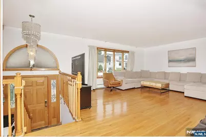 140 Prospect Street, Hasbrouck Heights, NJ 07604 - Photo 3