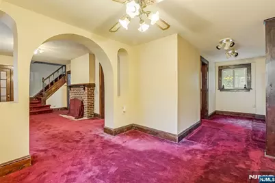 619 Maitland Avenue, Teaneck Township, NJ 07666 - Photo 5