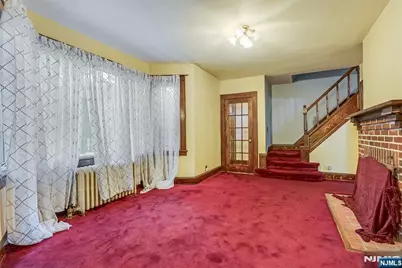 619 Maitland Avenue, Teaneck Township, NJ 07666 - Photo 3