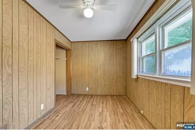 36 Benton Road, Paramus, NJ 07652 - Photo 11