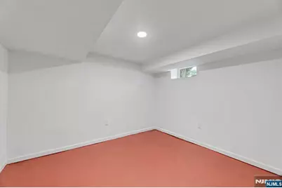 36 Benton Road, Paramus, NJ 07652 - Photo 23