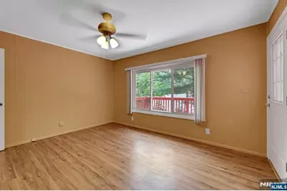 36 Benton Road, Paramus, NJ 07652 - Photo 3