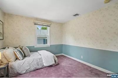 288 Wales Avenue, River Edge, NJ 07661 - Photo 41