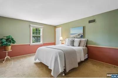 288 Wales Avenue, River Edge, NJ 07661 - Photo 29