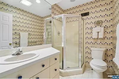 288 Wales Avenue, River Edge, NJ 07661 - Photo 27