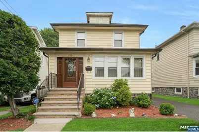 520 Dewey Avenue, Cliffside Park, NJ 07010 - Photo 1