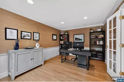 241 Avondale Road, Ridgewood, NJ 07450 - Photo 15