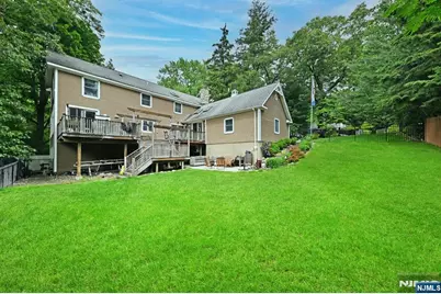 8 Myrtle Street, Montvale, NJ 07645 - Photo 43