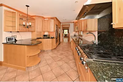 8 Myrtle Street, Montvale, NJ 07645 - Photo 21