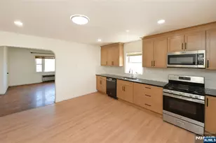 54 Ave B, Lodi, NJ 07644 - Photo 7