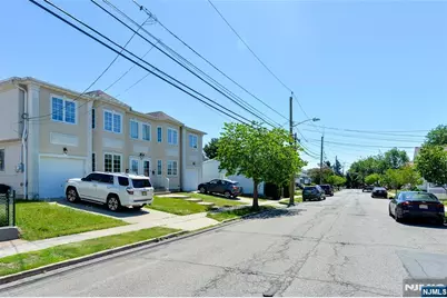 54 Avenue B, Lodi, NJ 07644 - Photo 19