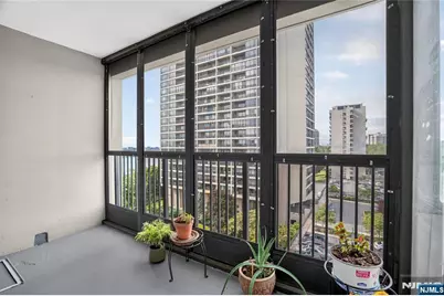 6 Horizon 602 #602, Fort Lee, NJ 07024 - Photo 11