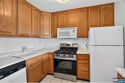 6 Horizon 602 #602, Fort Lee, NJ 07024 - Photo 25