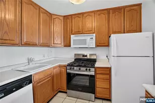 6 Horizon 602, Fort Lee, NJ 07024 - Photo 25