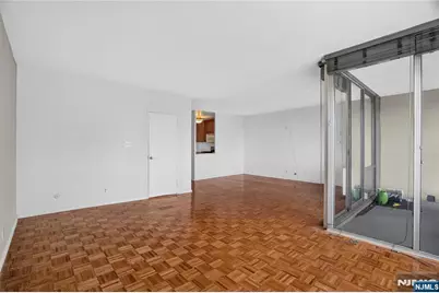 6 Horizon 602 #602, Fort Lee, NJ 07024 - Photo 19