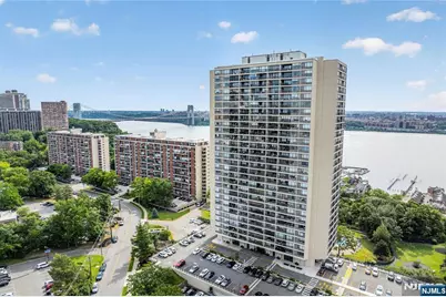 6 Horizon 602 #602, Fort Lee, NJ 07024 - Photo 5