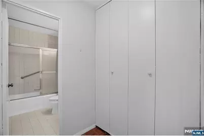 6 Horizon 602 #602, Fort Lee, NJ 07024 - Photo 27