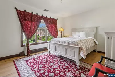 1060 Briar Way, Fort Lee, NJ 07024 - Photo 25
