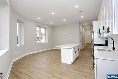 385 Passaic Avenue 3 #3, Lodi, NJ 07644 - Photo 5