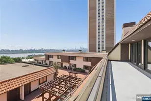 300 Gorge Road 57, Cliffside Park, NJ 07010 - Photo 23