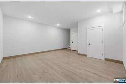 98 Western Avenue, Jersey City, NJ 07307 - Photo 27