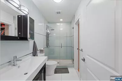 838 Park Avenue 2 #2, Hoboken, NJ 07030 - Photo 15