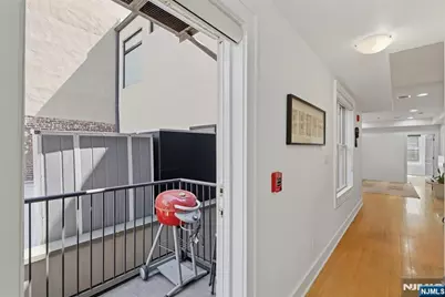 838 Park Avenue 2 #2, Hoboken, NJ 07030 - Photo 23