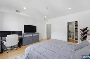 838 Park Ave 2, Hoboken, NJ 07030 - Photo 13