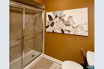 10 Terrace Avenue 11 #11, Hasbrouck Heights, NJ 07604 - Photo 5