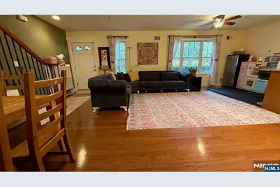 10 Terrace Avenue 11 #11, Hasbrouck Heights, NJ 07604 - Photo 21