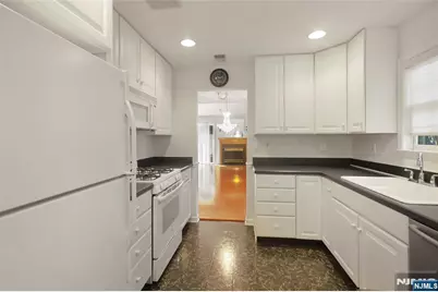 35 Quail 35 #35, Old Tappan, NJ 07675 - Photo 7
