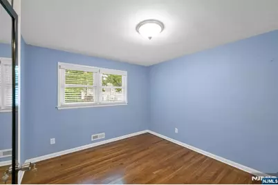 550 Englewood Avenue, Teaneck Township, NJ 07666 - Photo 23